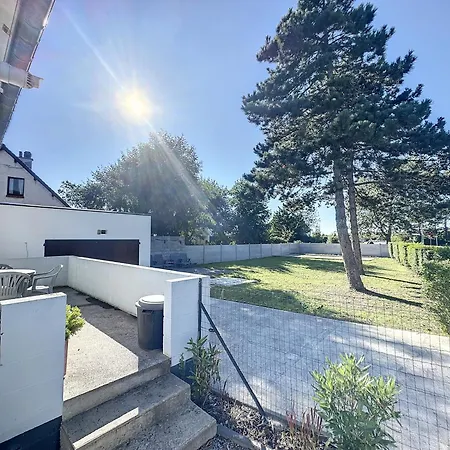 Apartment Escapade A 700m De La Plage, Parking Et Terrasse Le Capucin *